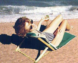 Tote Flips Over and Becomes > Beach Chair Cover