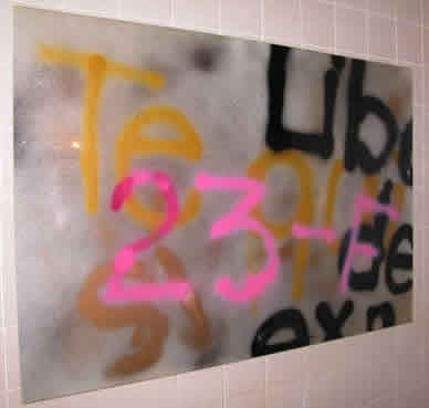 23 F - Graffiti painting